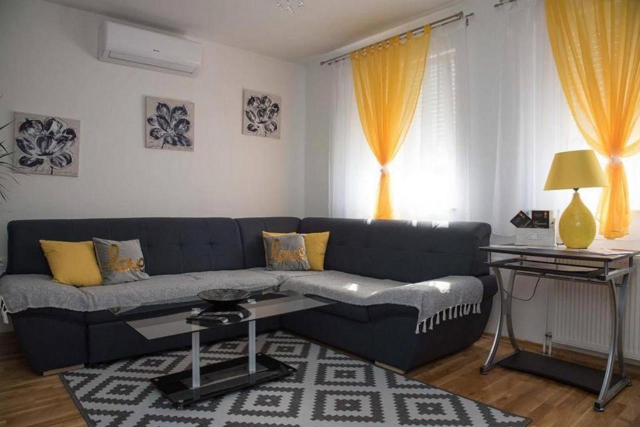 Apartmani Oaza Дарувар Екстериор снимка