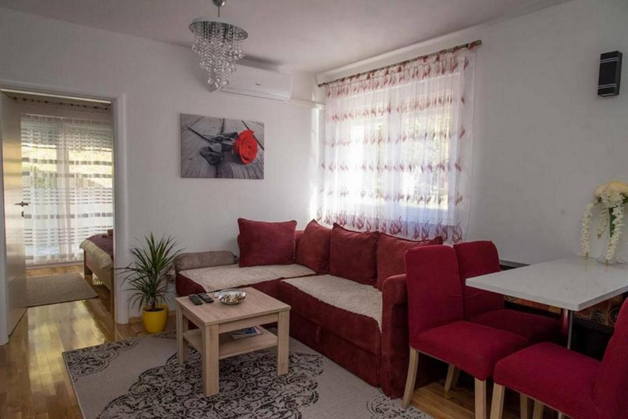 Apartmani Oaza Дарувар Екстериор снимка